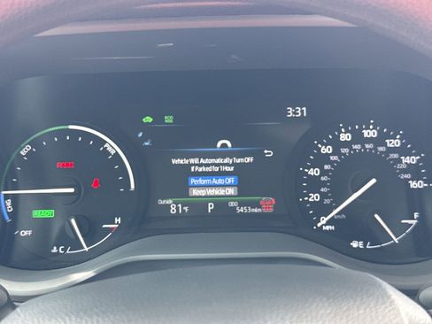 Certified 2025 Toyota Sienna LE FWD image 10