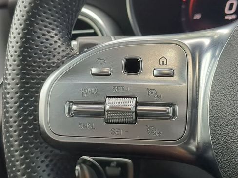 Used 2022 Mercedes-Benz GLC 300 GLC 300 image 25