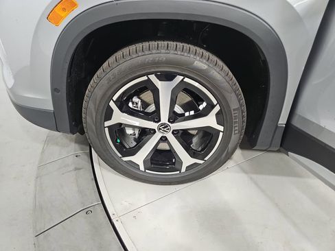 New 2026 Volkswagen Tiguan SE AWD/4WD image 25