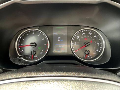 Used 2022 Toyota RAV4 XLE Premium AWD/4WD image 13