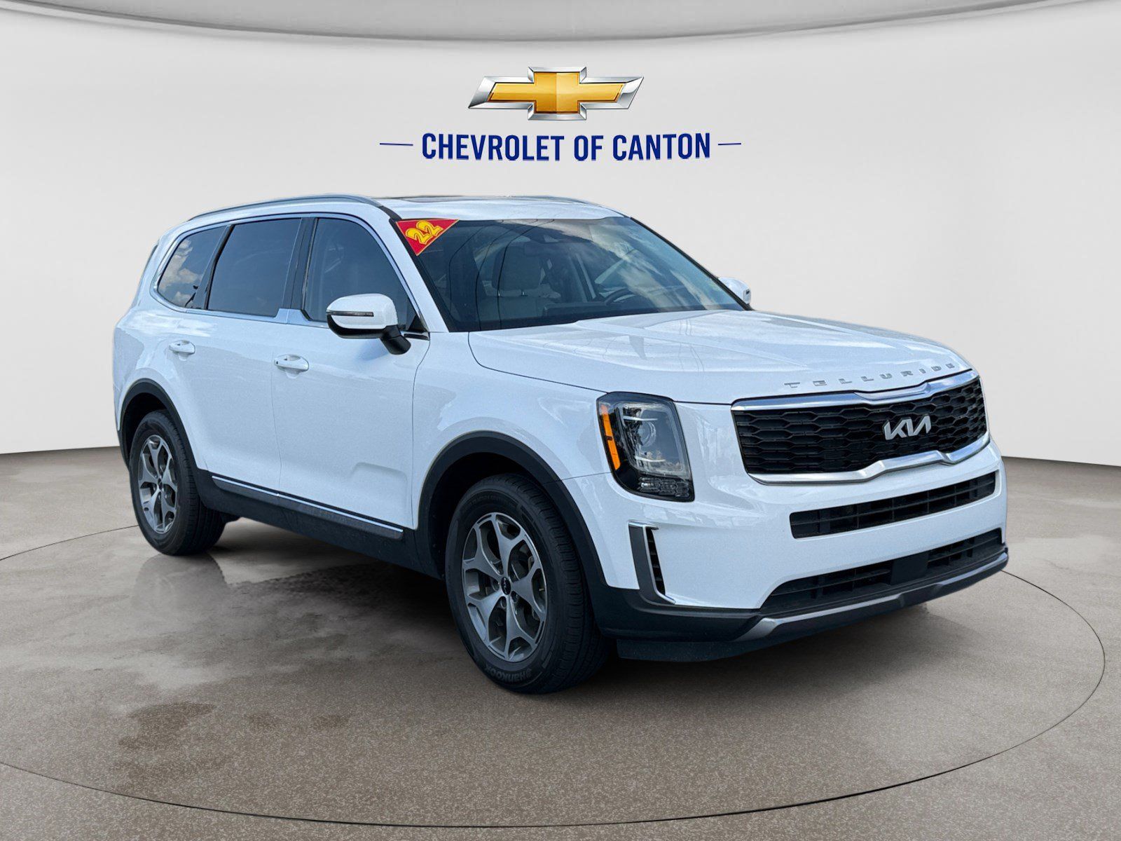 Used 2022 Kia Telluride EX FWD image 3