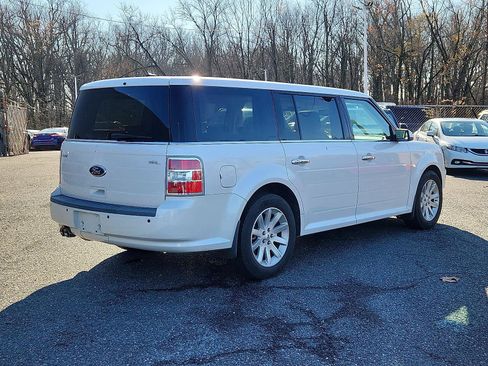 Used 2011 Ford Flex SEL w/ Rapid Spec Order Code image 4