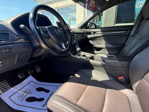 Used 2020 Honda Accord Sport image 10