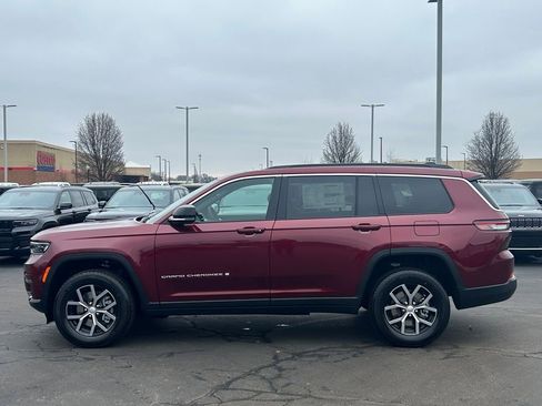 New 2025 Jeep Grand Cherokee L Limited image 4