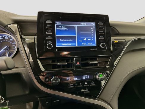 Used 2024 Toyota Camry LE image 26