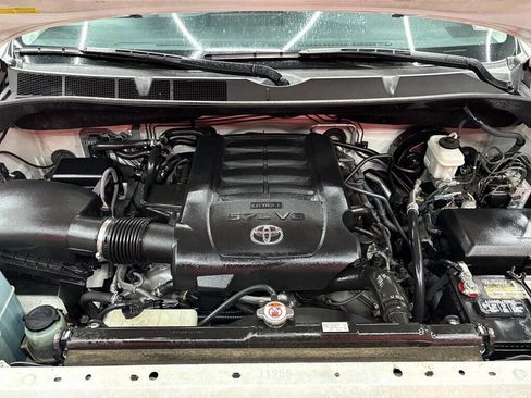 Used 2017 Toyota Sequoia Limited image 31