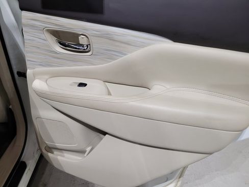 Used 2017 Nissan Murano Platinum image 59