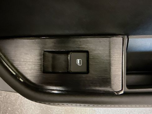 Used 2026 Nissan Rogue SV image 31