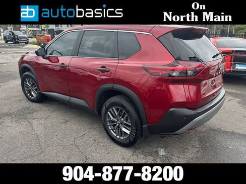 Used 2023 Nissan Rogue S image 3