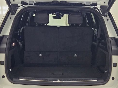 New 2025 Jeep Grand Cherokee L Overland w/ Advanced Protech Group III image 8