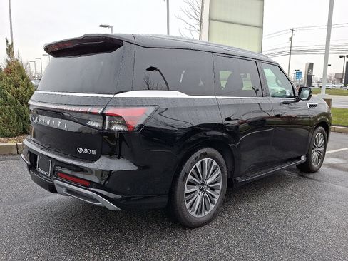 New 2026 INFINITI QX80 Luxe w/ Cargo Package image 4