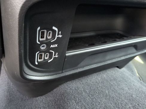 New 2026 RAM 2500 Tradesman AWD/4WD image 27