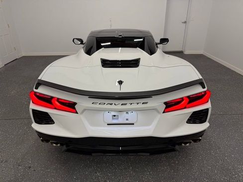 Used 2023 Chevrolet Corvette Stingray w/ Z51 Performance Package image 17