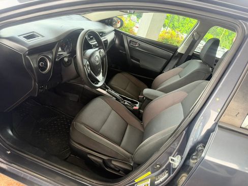 Used 2018 Toyota Corolla LE FWD image 7