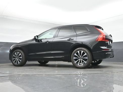 Used 2024 Volvo XC60 B5 Plus w/ Protection Package Premier AWD/4WD image 15