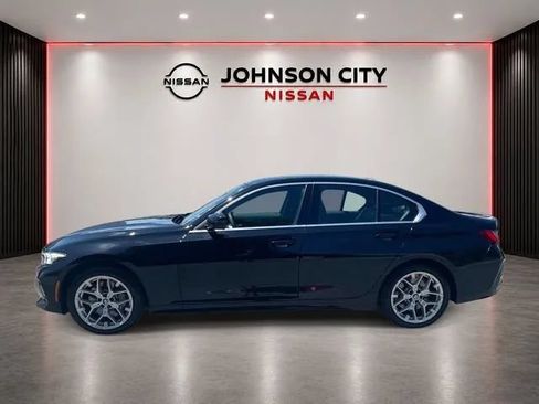 Used 2025 BMW 330i xDrive Sedan AWD/4WD image 8