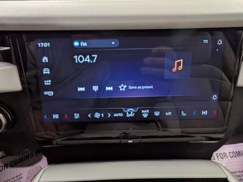 New 2025 Lincoln Navigator L Reserve image 21