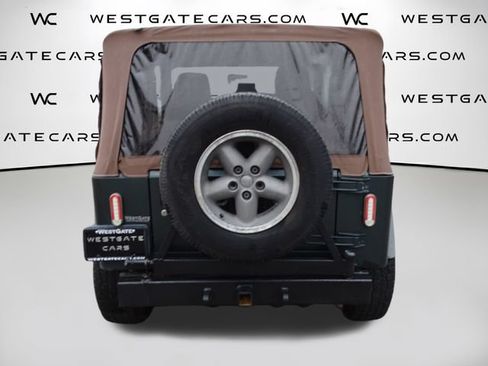 Used 2004 Jeep Wrangler SE w/ Full Face Tire & Wheel Group AWD/4WD image 8