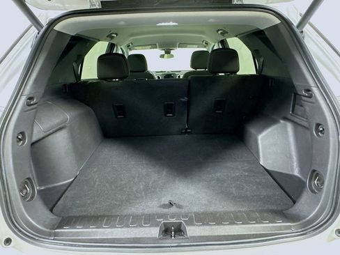 Used 2024 Chevrolet Equinox LT image 22