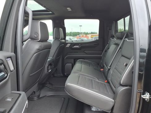 New 2026 GMC Sierra 1500 AT4X AWD/4WD image 15