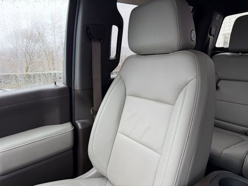 Used 2021 Chevrolet Silverado 1500 LTZ w/ Z71 Off-Road Package image 23