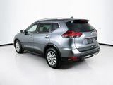 Used 2018 Nissan Rogue SV image 5