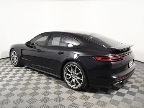 Used 2020 Porsche Panamera 4S image 3