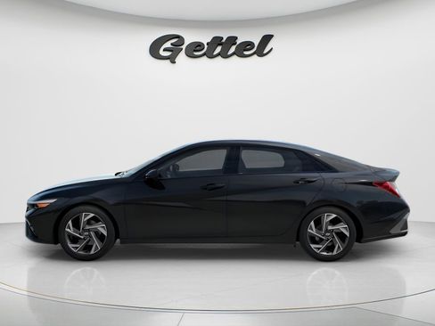 New 2026 Hyundai Elantra SEL Sport Premium FWD image 8