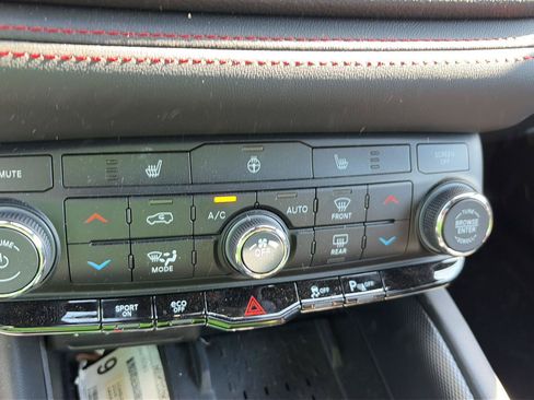 Used 2026 Dodge Durango GT AWD/4WD image 16