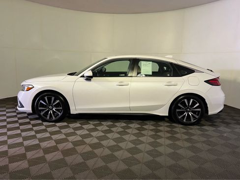 Used 2023 Honda Civic EX-L image 4