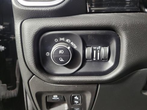 Used 2025 RAM 1500 Laramie w/ Night Edition AWD/4WD image 13