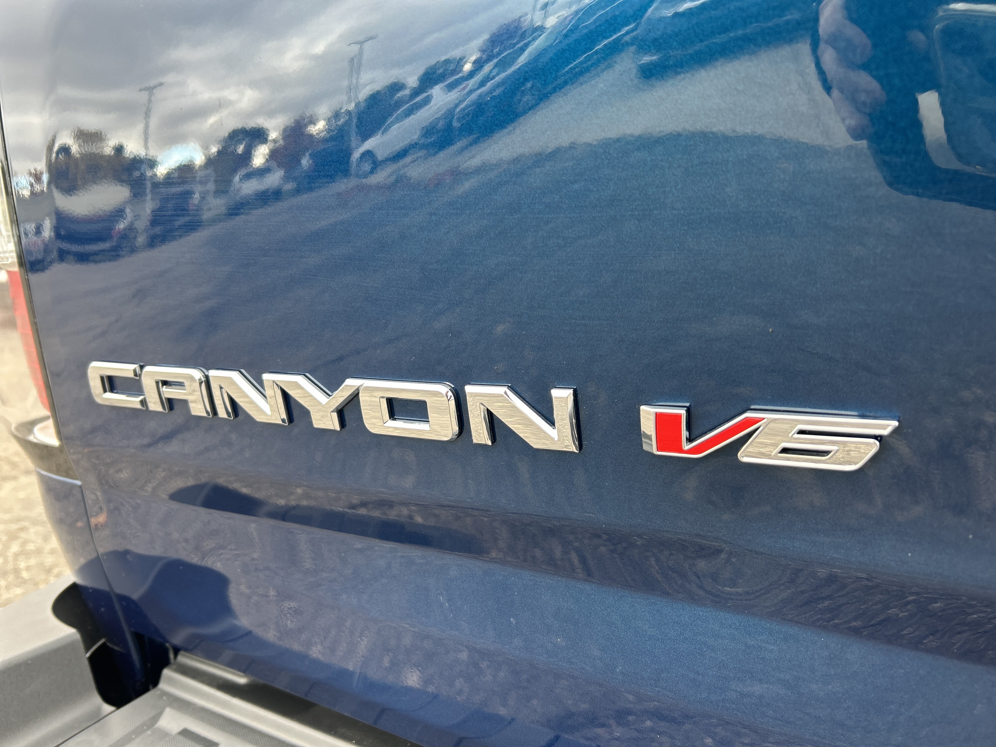 Used 2019 GMC Canyon SLE w/ Driver Alert Package AWD/4WD image 28