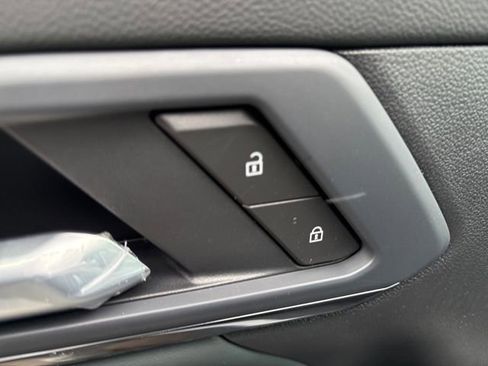 New 2026 GMC Terrain AT4 image 8