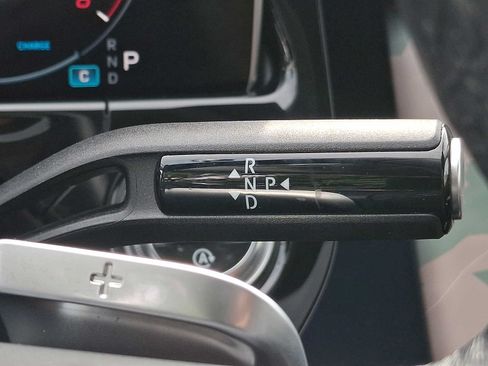 Used 2024 Mercedes-Benz E 350 4MATIC Sedan image 11