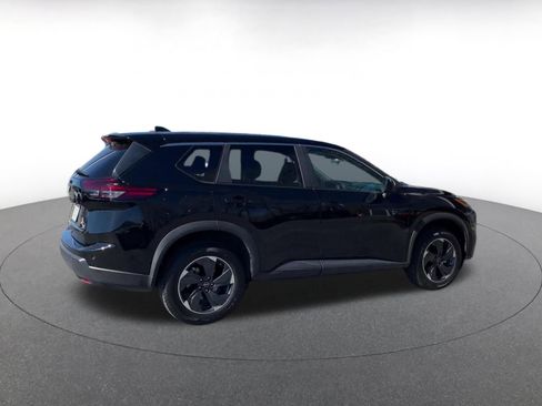Used 2025 Nissan Rogue SV image 15