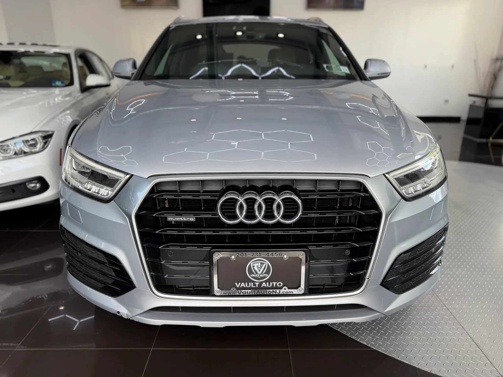 Used 2016 Audi Q3 2.0T Prestige w/ Prestige Package AWD/4WD image 1