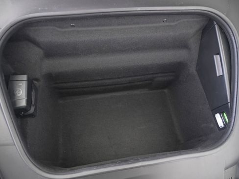 Used 2025 Porsche 911 Carrera image 15