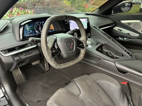 Used 2023 Chevrolet Corvette Stingray Preferred Cpe w/ Z51 Performance Package RWD image 14