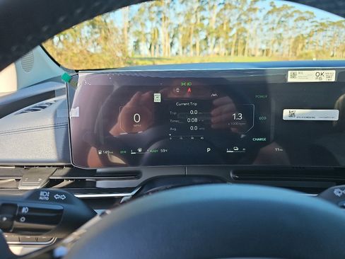 New 2026 Kia Carnival SX image 13