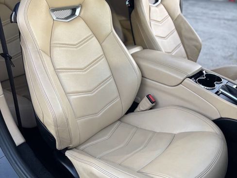 Used 2014 Maserati GranTurismo Sport image 19