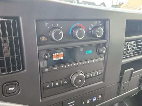 New 2025 Chevrolet Express 2500 w/ Driver Convenience Package image 24