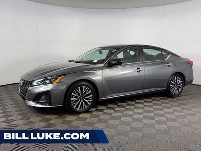 Used 2025 Nissan Altima 2.5 SV