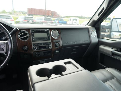 Used 2012 Ford F350 Lariat w/ Lariat Ultimate Pkg AWD/4WD image 21