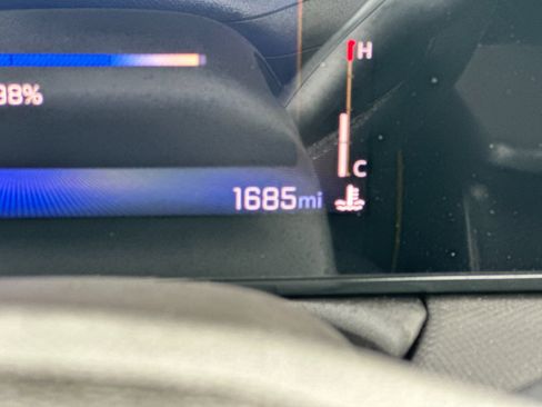 Used 2024 Chevrolet TrailBlazer ACTIV image 28