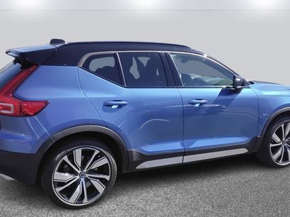 Used 2021 Volvo XC40 P8 Recharge w/ Advanced Package