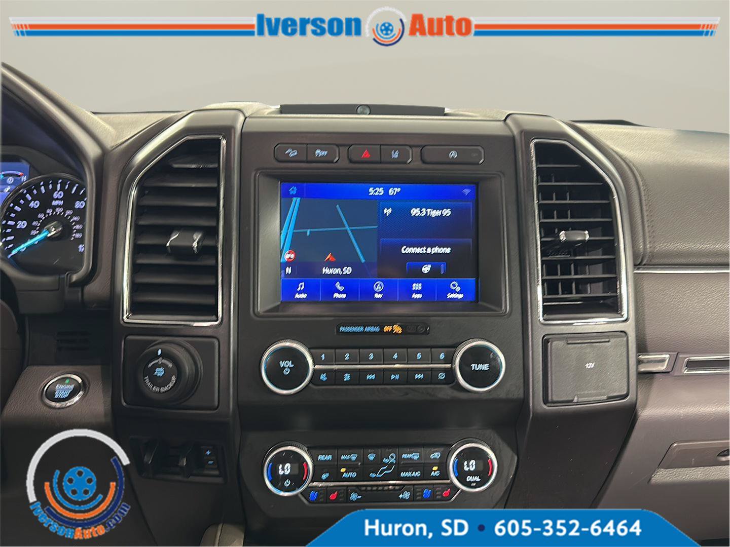 Used 2021 Ford Expedition Max Limited AWD/4WD image 27