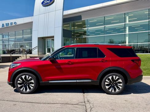 New 2026 Ford Explorer Platinum image 3