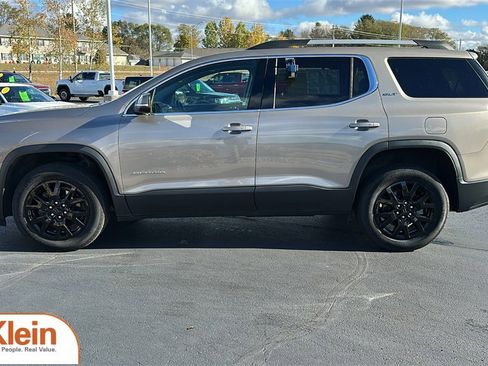 Used 2023 GMC Acadia SLT w/ Trailering Package image 4