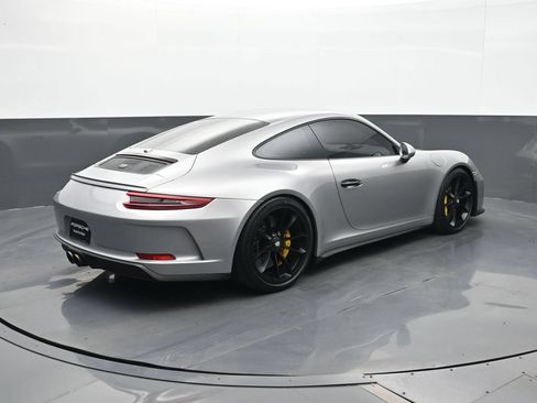 Used 2018 Porsche 911 GT3 RWD image 18