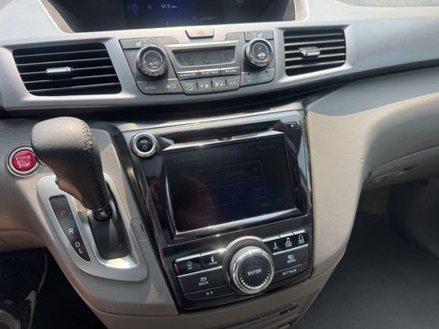 Used 2014 Honda Odyssey Touring image 31